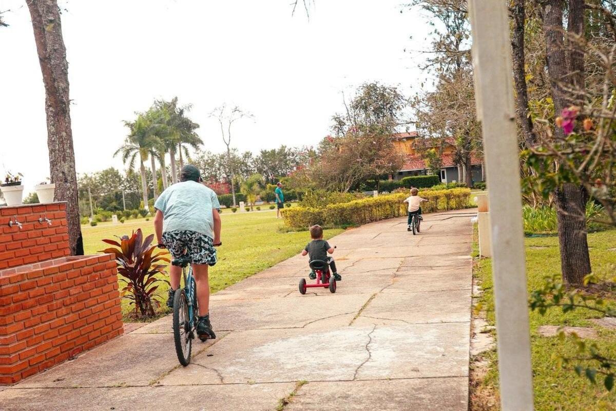 Fazenda Em Itapetininga, Paz, Descanso E Piscinas Agroturismo
