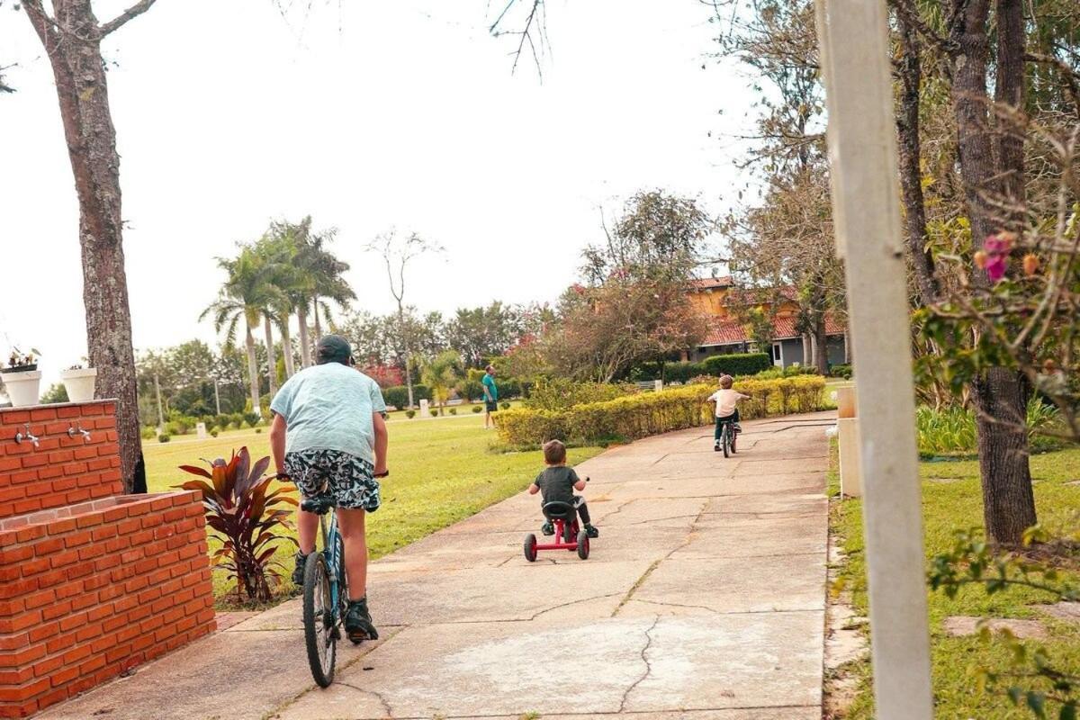 Fazenda Em Itapetininga, Paz, Descanso E Piscinas Itapetininga